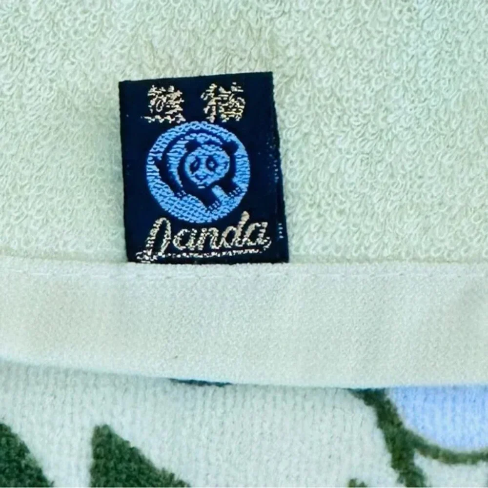 Vintage Panda 2 Bath towels Yellow Floral 100% Cotton New Old Stock 48 x 25